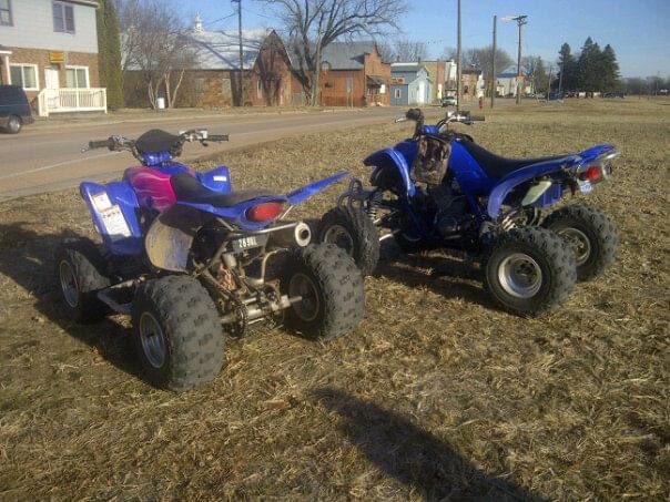 _MG42's tweet image. 10 years ago ditch riding in a hoody 😎#braaap #wheeling #atving