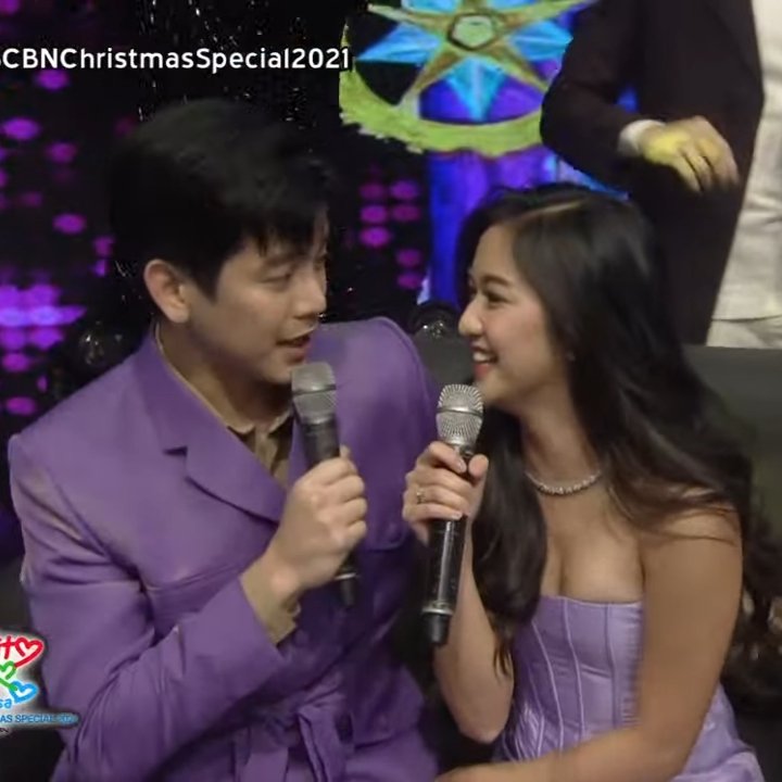 EsurrjaeJose1's tweet photo. Aba! Ang Joshua, apat ang katambal sa Christmas Special! SPECIAL na tunay!
Worth my puyat! FYI 11pm Dec 18 - 4 am Dec. 19 AEST
@iamjoshuagarcia @charliedizon_ @superjanella @Imjanedeleon @imdanielpadilla https://t.co/haZgUE7z1e