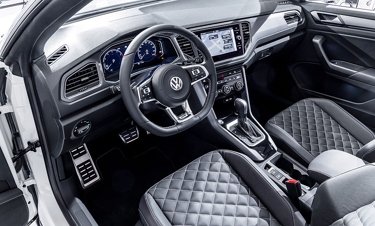 BabyBoyDiess's tweet photo. Perforierte Nappasitze Pechschwarz

In unserem T-Roc Cabriolet und das beste dafür ist kein Tier gestorben😍
#vegan #gsdbinichundnichtdu #cla$$ic https://t.co/aWBZEbJYRp