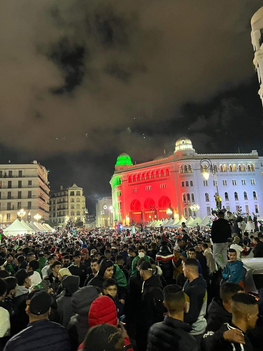 koko458's tweet photo. @BilelDlh22 La grande poste Alger https://t.co/tDZVRkfCEc