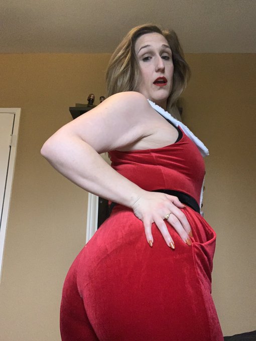 Merry Christmas 😘😘 https://t.co/abWHEizDM1