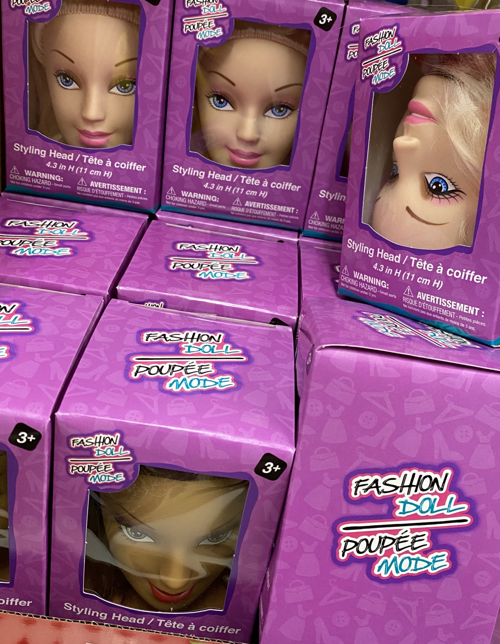Holls dolls Makeup