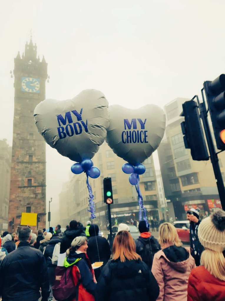 CarolaK81607136's tweet photo. #GlasgowProtest https://t.co/YUEumM2xg6