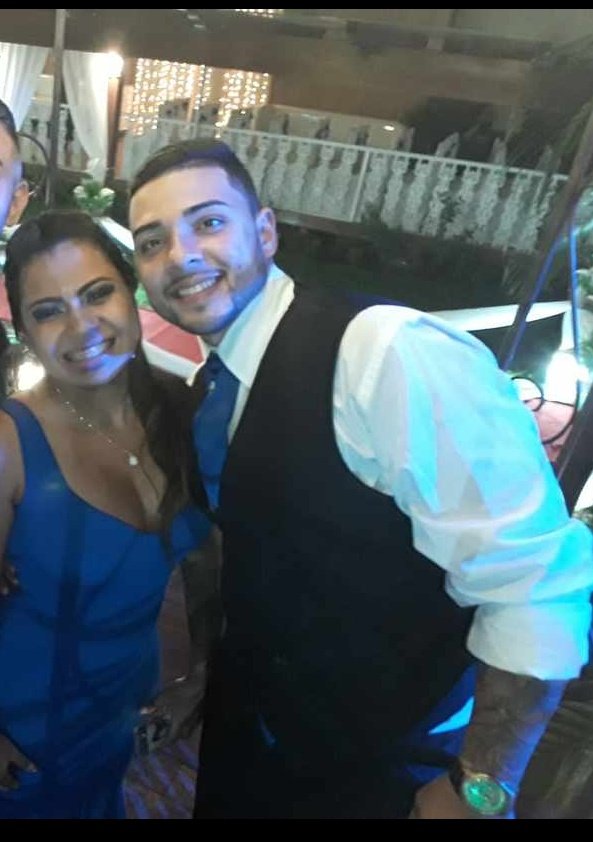 Tô sem chão 😭😭😭😭 
Te amei ontem , te amo hoje te amarei eternamente. Perdi um verdadeiro amigo , incrível,  leal carinhoso,  generoso , bondoso. Meu Deus só queria que fosse mentira 😭😭😭😭😭😭😭😭😭