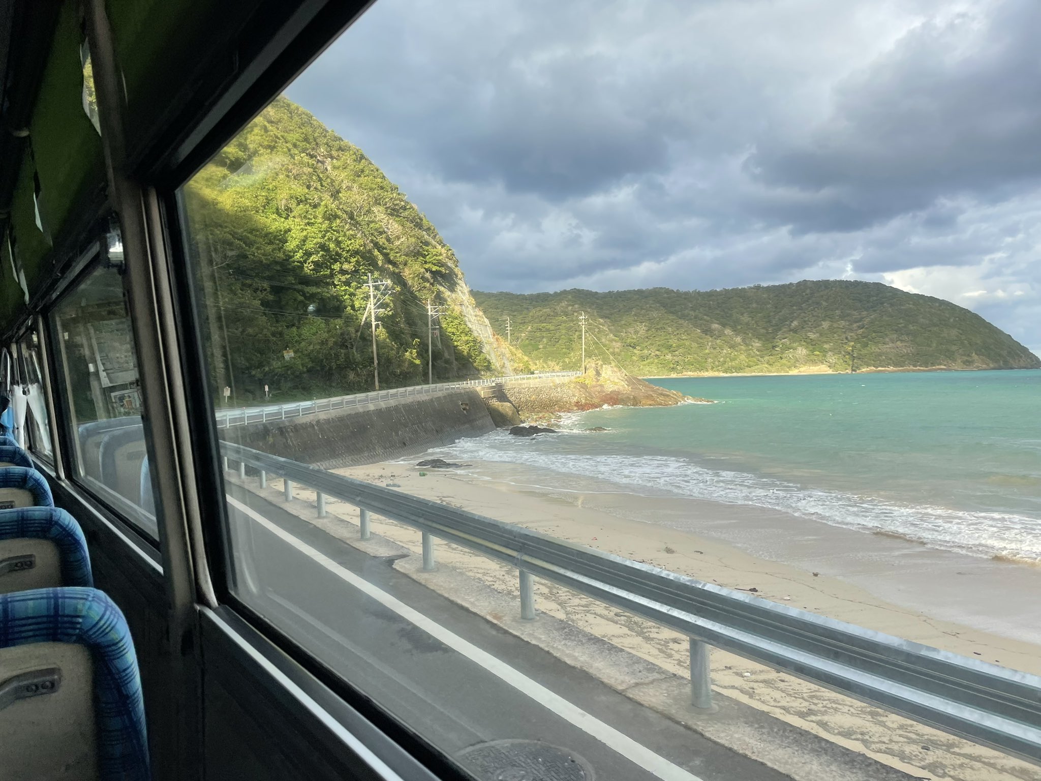しゅう バスフォーラム鹿児島 バスの車窓が海 T Co Vs2lpyiflg Twitter