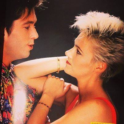 LevelHits's tweet photo. Marie Fredriksson y Per Gessle considerados como la mejor cantante y el mejor compositor de todos los  tiempos en Suecia, decidieron unirse para formar Roxette. Listen 📢 en https://t.co/fUbEMmq58R Rock and Pop en Otro Nivel https://t.co/SZkyr8OJMg