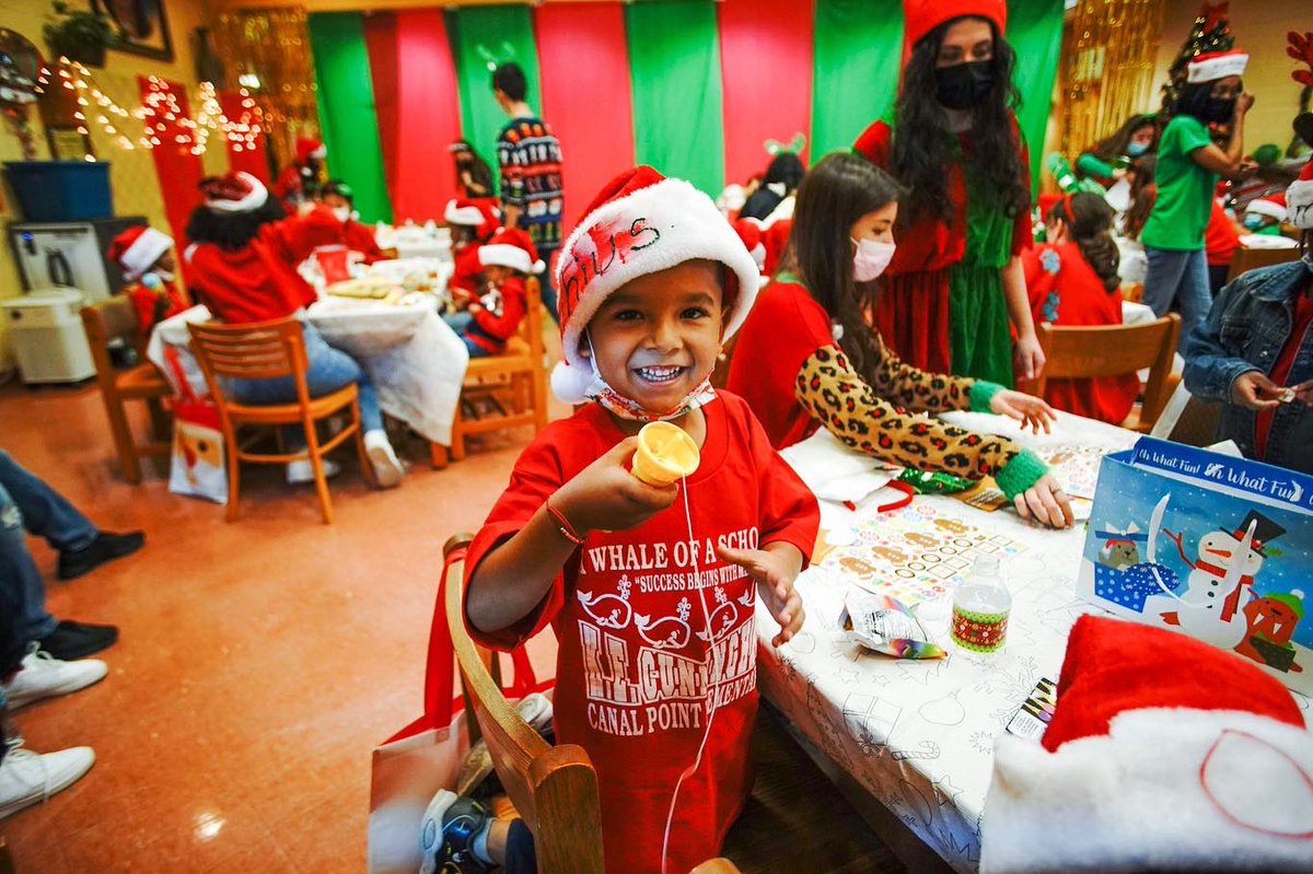 DSOA_Official's tweet photo. The 2021 Jefferson Jubilee was an absolute success. The smiles on these kids’ faces were the highlight of everyone’s day! #giveback #dreyfoosmagic   @BlakeBennettPBC 📸: Allison Robbert https://t.co/bUKnNfqRii
