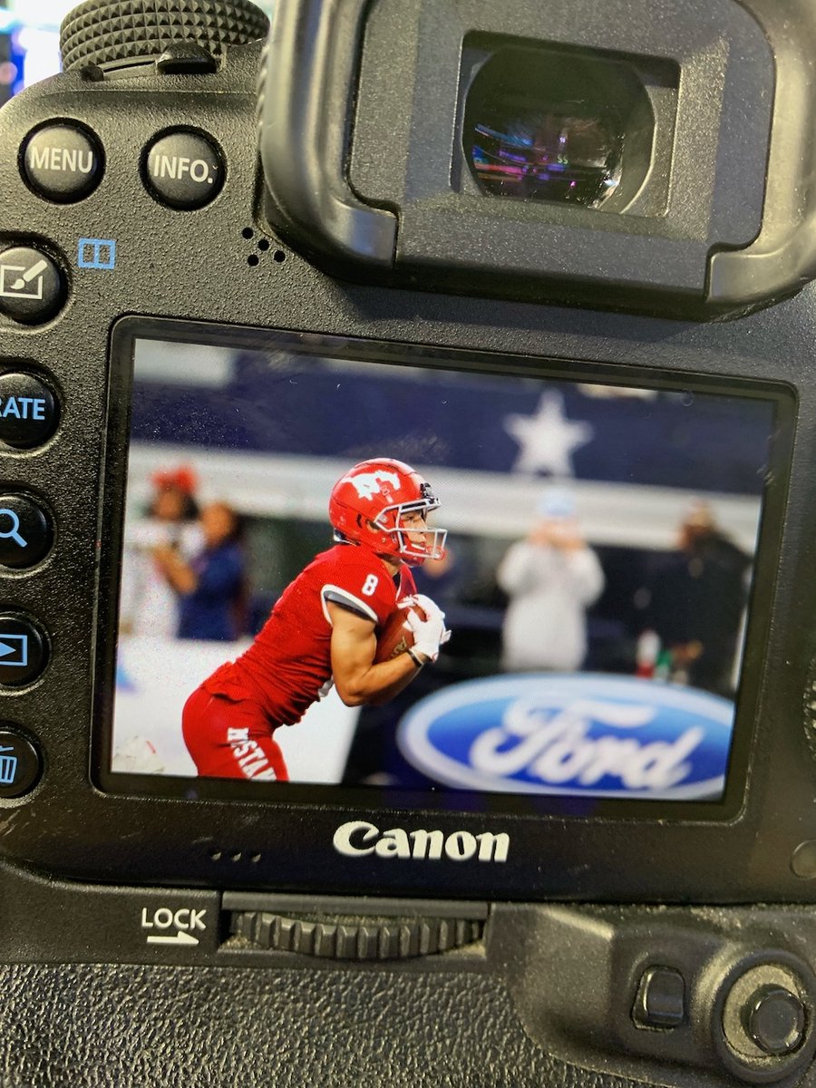 HC_HSA's tweet photo. CONGRATULATIONS 𝐆𝐚𝐥𝐞𝐧𝐚 𝐏𝐚𝐫𝐤 𝐍𝐨𝐫𝐭𝐡 𝐒𝐡𝐨𝐫𝐞 on 𝐀𝐍𝐎𝐓𝐇𝐄𝐑 State Championship!🏈👏

#WeAreHoustonSports 
 
#UILState | #UILonBally  | #Winning https://t.co/pgoPiZ2CSN