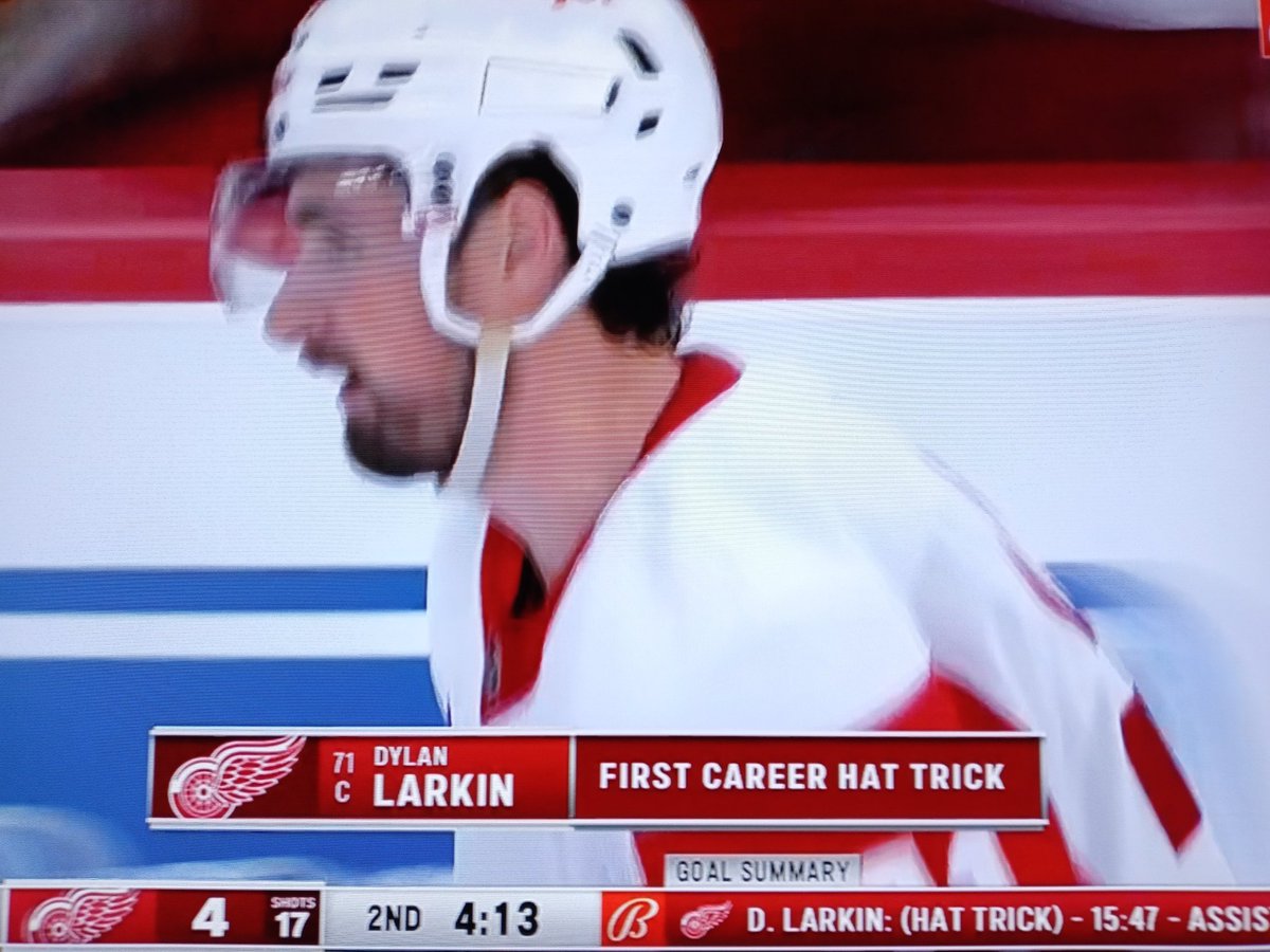 dclynick66's tweet photo. Dylan Larkin scores his 1st career hat trick and the Detroit Red Wings take a 4-1 lead over New Jersey. Hell yeah! What a night! 😃 👍 #Larkin71 #OurCaptain #LGRW https://t.co/Ko9jcuDIJs