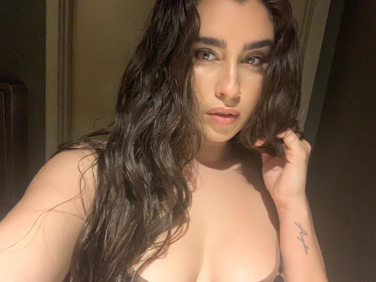 LaurenJauregui's tweet photo. https://t.co/CakqakfhjC