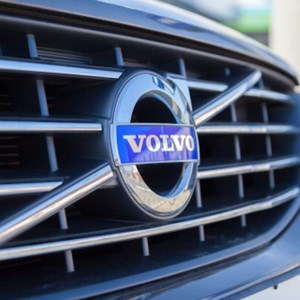 NodeIntl's tweet image. #CyberThieves hacked into the computer network of #Volvo and exfiltrated research and development secrets. The carmaker posted a notice on its website stating that it had suffered a cybersecurity breach and some critical data was stolen.
buff.ly/30g8cW1
#cyberattack