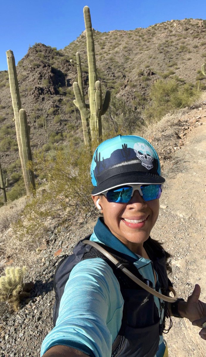 Marce_AZ's tweet photo. Cave Creek Thriller Trail Run 24K ✅ It was SO COLD 🥶 at first (46°F), but I had such a great time! (Once I warmed up 😅) Thank you, @AravaipaRunning for another awesome event! 🙌🏼⛰🌵
#RunHappy #TrailRun #TrailRace #Arizona #LifeInAZ #AZTrails https://t.co/m1p6U9hWMB