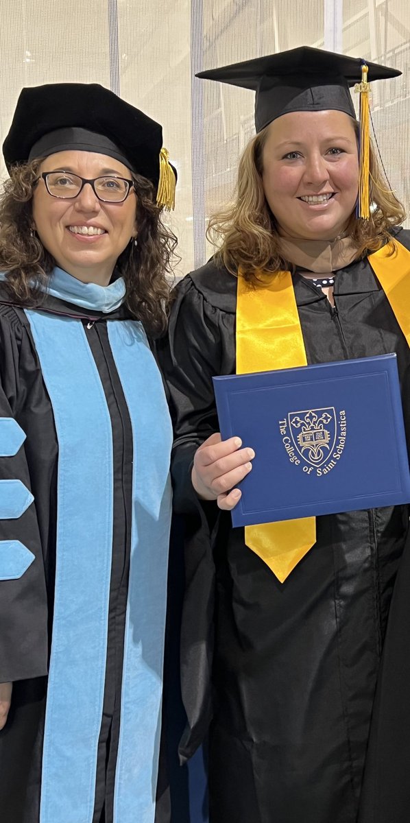 rdawson14's tweet photo. This day made possible in large part due to the strong encouragement and support from @DrAmy_Bee over the summer to complete a thesis I had absolutely zero desire to start let alone finish at the time #womensupportingwomen #mba https://t.co/vgtq1ozjch