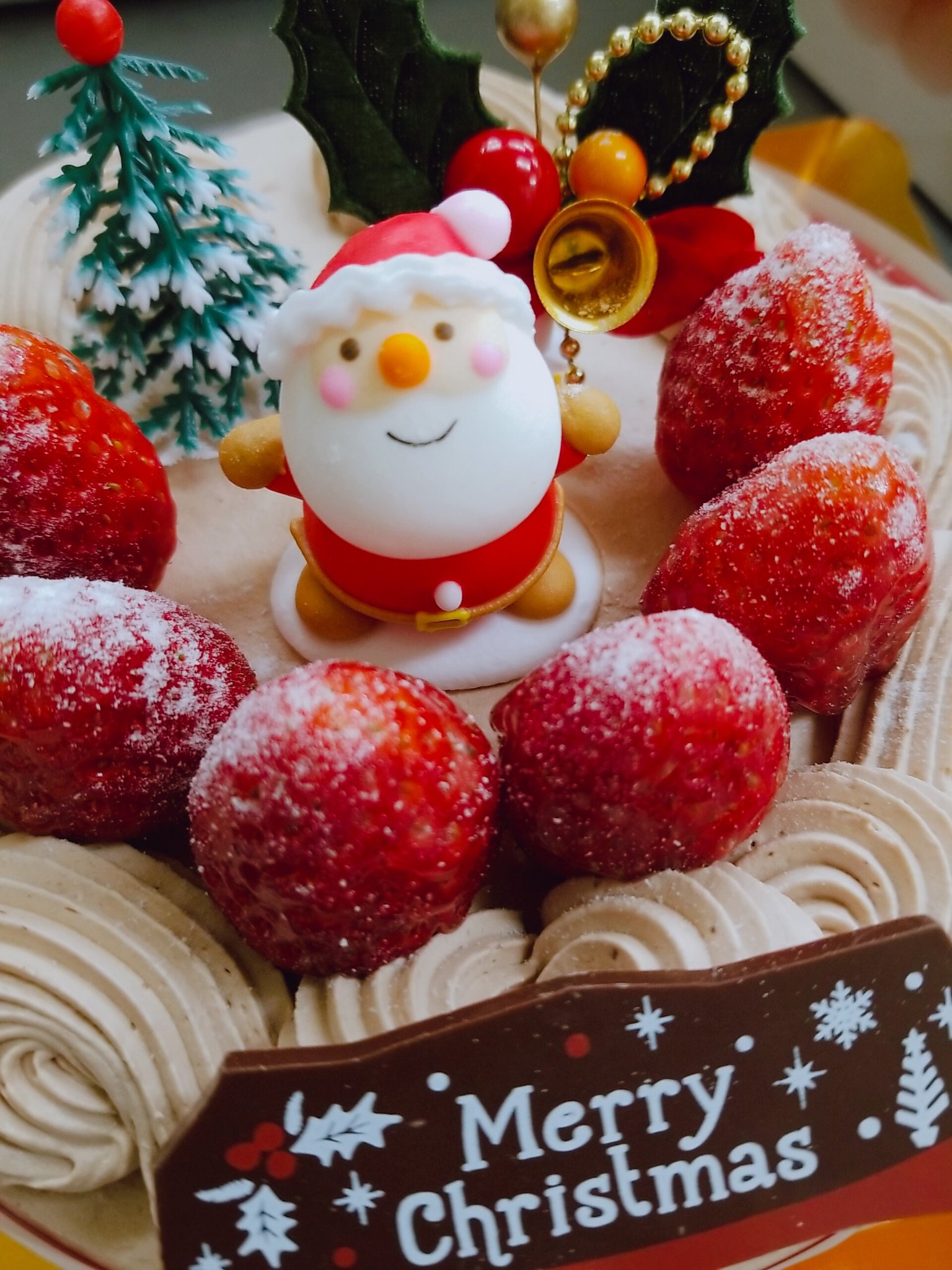 تويتر 公式 菓子工房ラ ベルージュ 川崎 على تويتر おはようございます ちょっと早いクリスマスケーキ 気の早いサンタさん 布団から出るの嫌な季節になってきました W ﾉ 寒いですので 暖かくしてお出掛けください D 新川崎鹿島田