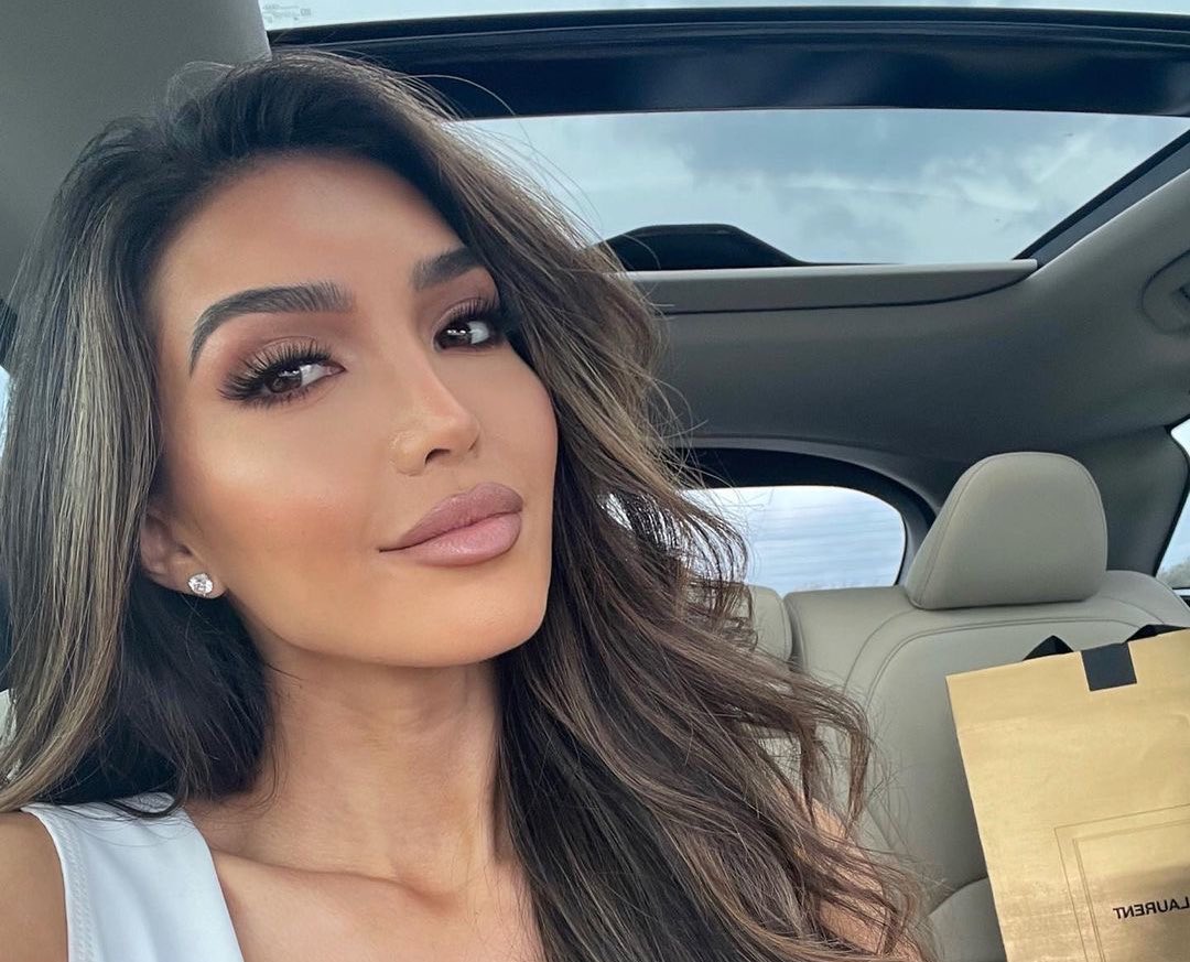 From <a href="/MissTXUSA/">Allie Drake</a> ❤️👑:  “<a href="/houstonINFINITI/">Clear Lake INFINITI</a> QX50 Moonroof + a full face of Misty Rockwell Artistry = Perfect Selfie Op 📸➡️ instagram.com/p/CXmf1ryL8i_/…