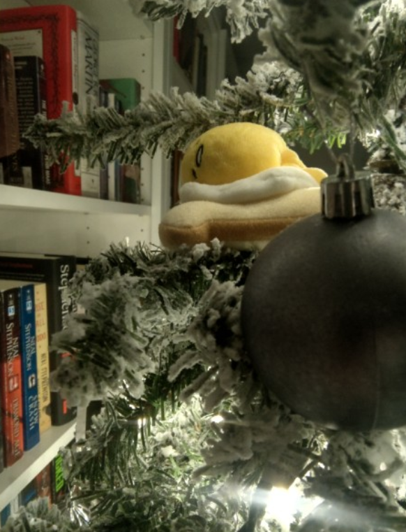 v_ness_l's tweet photo. set up a little baby (fake) tree for the first time in at least a decade ❄️❄️ https://t.co/w204r9GGMr