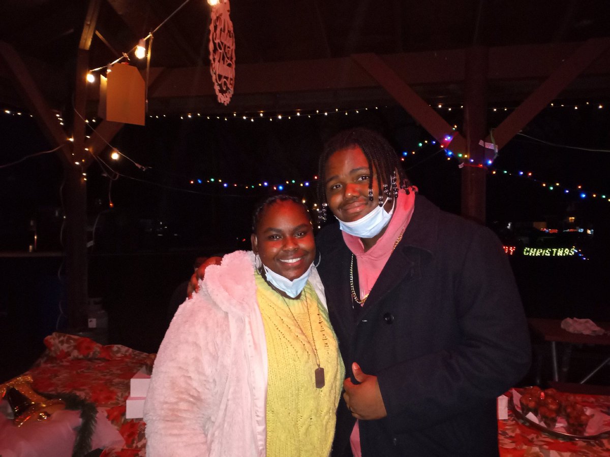 RTHS &amp; Dr. Davis were well represented this evening as two of our talented choir students performed at the Olympia Fields Caroling event. Excellent job as always! These young adults always leave you wanting more when their vocal talents are on display.
#richinstudentsuccess