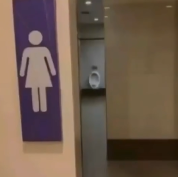 TheSpadesOfAc3's tweet photo. Gender equality https://t.co/37M62hEHwu