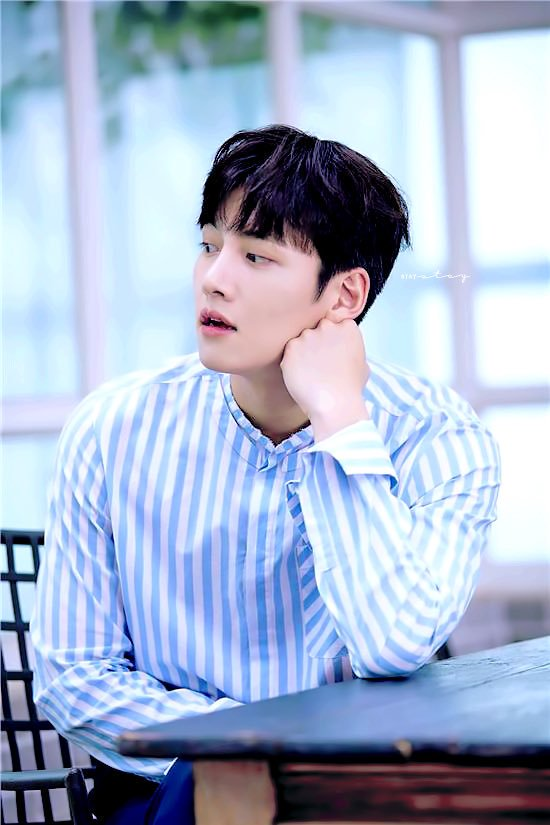 daily_jcw's tweet photo. #jichangwook: Words cant describe how much I love you💙 https://t.co/IEzXRBH9Rd
