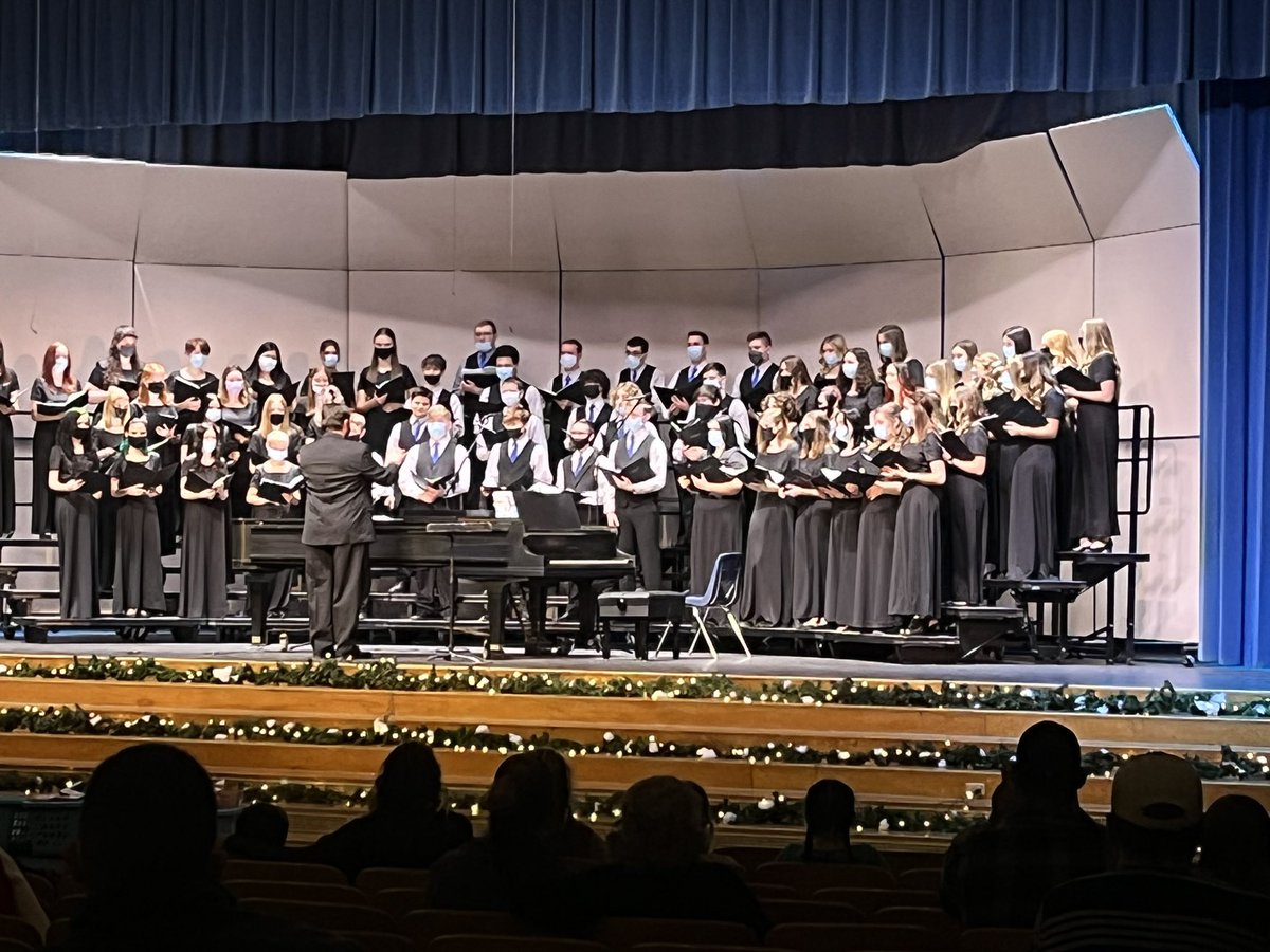 hack0621's tweet image. Always a joy to be with the @WarriorRunSD choirs!