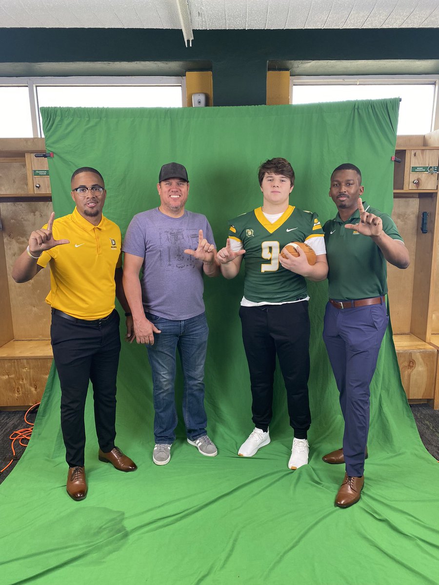 ChadWoodson4's tweet photo. Amazing visit to Belhaven University @AvaughnFB @BelhavenFB @CoachSprunk https://t.co/YxevQXW2oO