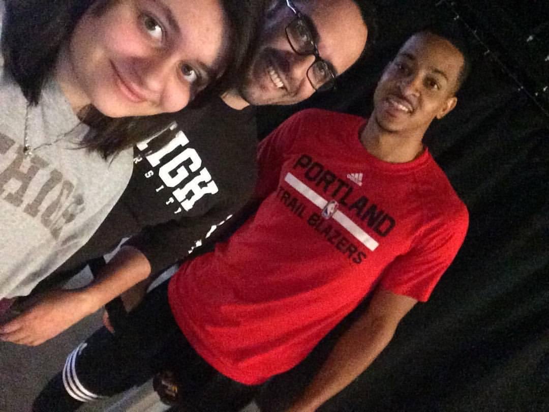 michaeldb_'s tweet photo. Throwback to the day I met @CJMcCollum at Amway in 2016. Sending prayers for a speedy recovery. #LehighPride #RipCity https://t.co/72ocCNbwhV