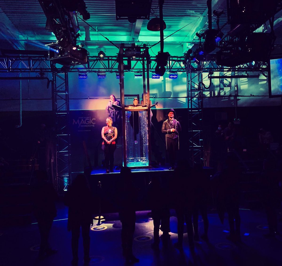 katerose216's tweet image. What an amazing #magicshow! #illusionarium #magicimmersive @MagicImmersive @D_Copperfield #davidcopperfield