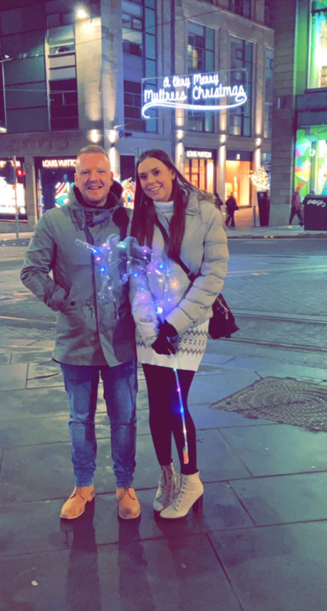 RikiSteenson's tweet photo. ❤️🎅🏻 @nikkigraham_X https://t.co/W6gLPs39Du