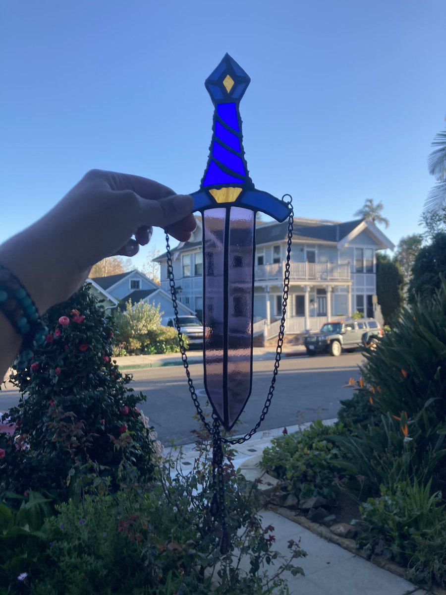 whitneyhunter_'s tweet photo. I sold my first stained glass sword today✨ https://t.co/SC0flUFSMi
