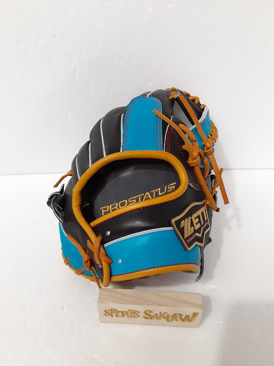 sposakubaseball's tweet image. スポサク大東店 米田です👍

本日は #ZETT #軟式グラブ
のご紹介です🎶
#PROSTATUS #限定モデル

もちろんオーダーグラブも
特別感があっていいですけど
こういう限定モノってのも
また違った特別感があって
いいですよね😍🌟
注目されること間違いなし✧*。

#スポサク #ゼット #軟式
#草野球 #限定