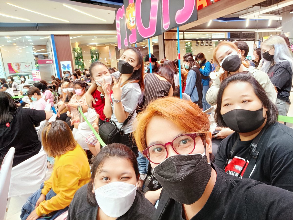 dujduen1's tweet photo. ก็ใจเรามันคิดถึงน๊องงงงง🦁
#SingtoxRobinsonLifestyle https://t.co/KzCAezIWQx