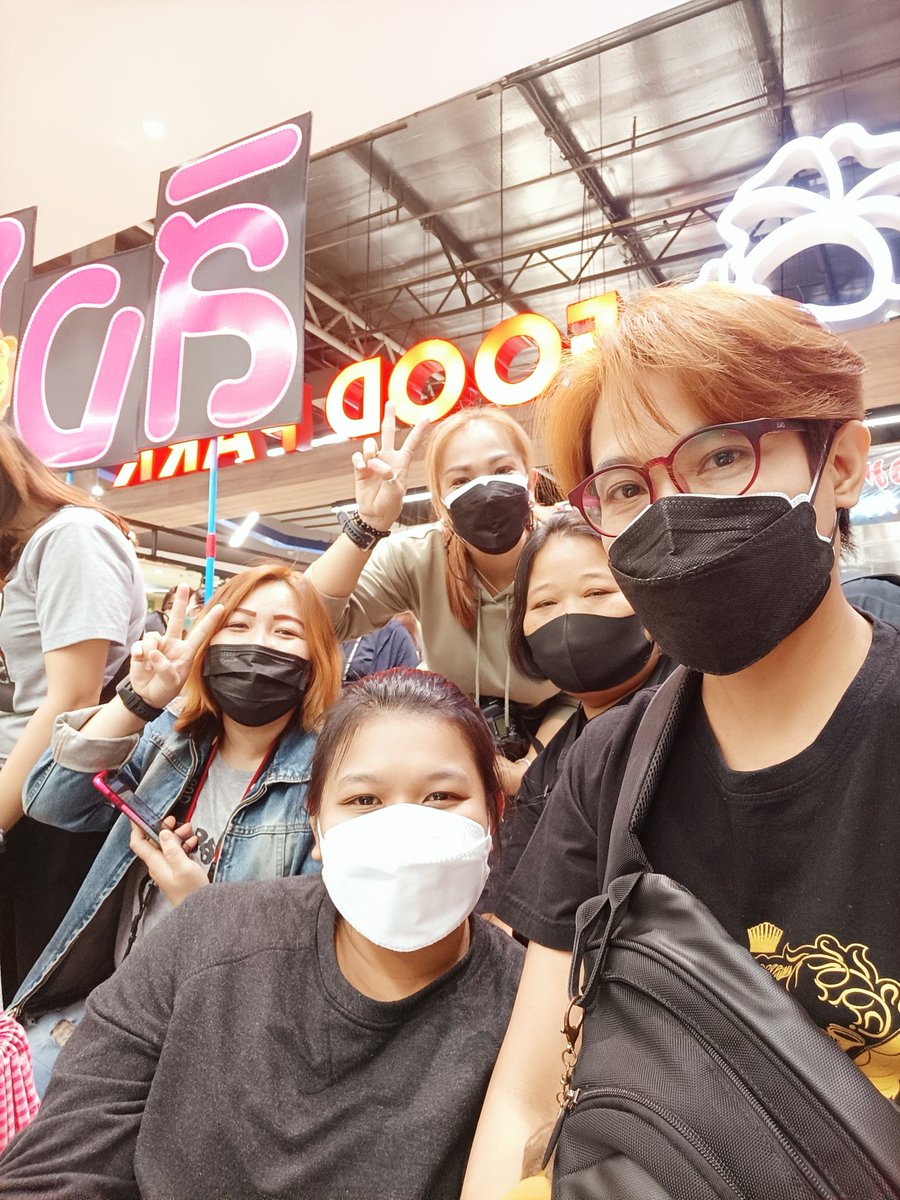 dujduen1's tweet photo. ก็ใจเรามันคิดถึงน๊องงงงง🦁
#SingtoxRobinsonLifestyle https://t.co/KzCAezIWQx
