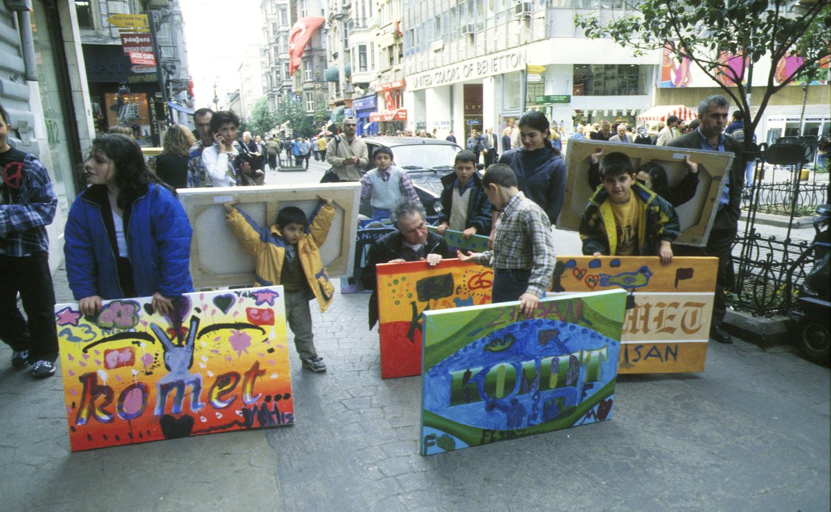 eosmanerden's tweet photo. Komet’li 23 Nisan Resimleri, Oda Projesi, 2001. https://t.co/ETKjkogoFF