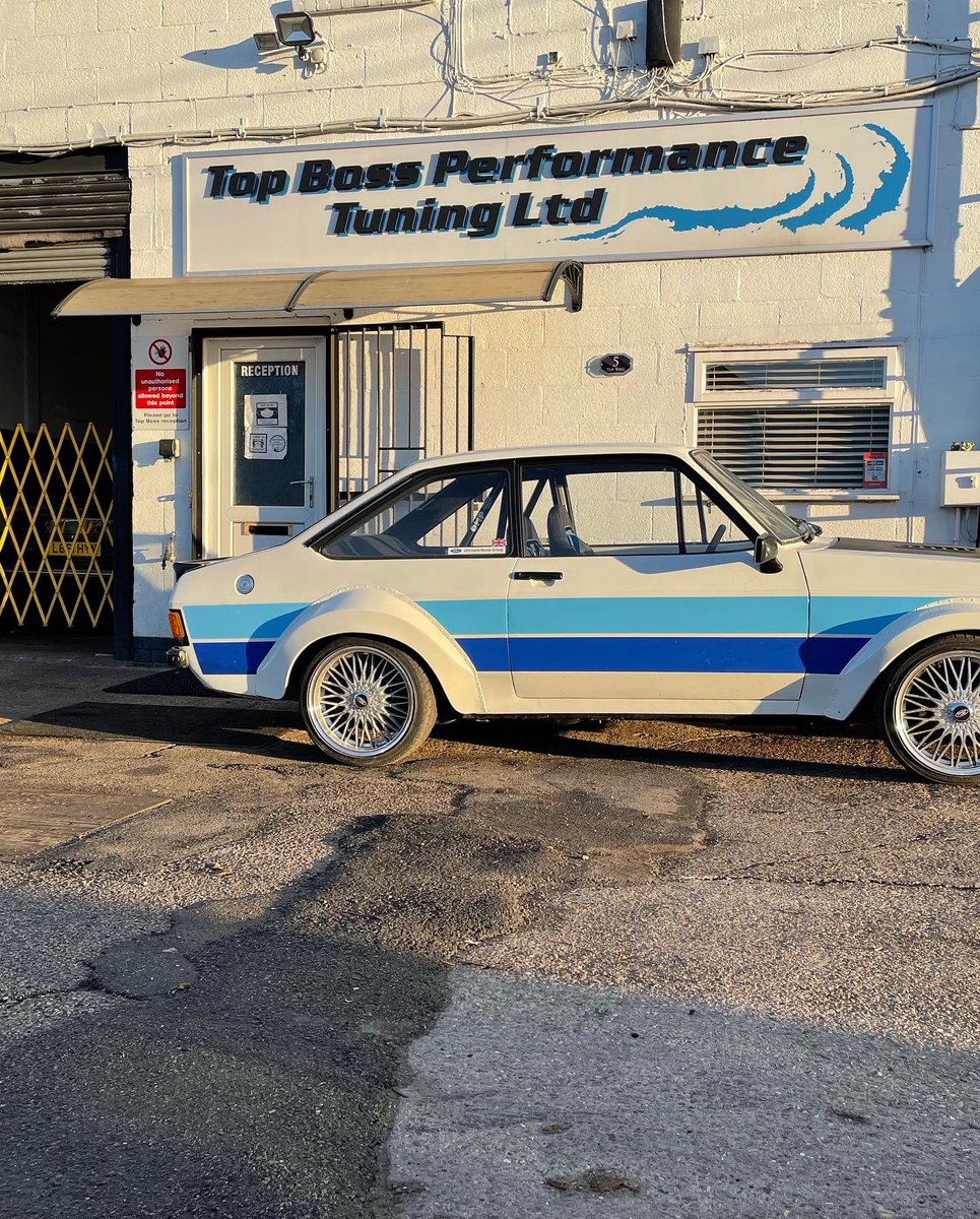 Topbossperform's tweet photo. Mark to escort 24v Cosworth v6  Engine re-dress https://t.co/rsGyFHOQ8H