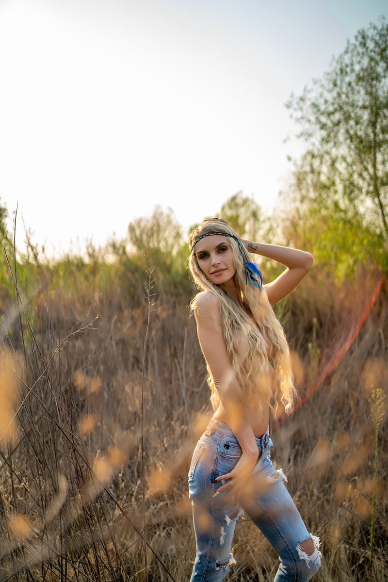 TiffanyBlackOF's tweet photo. Make sure you check out my link on my page. Special price just for the Holidays. Price will be going up starting January 1st.

https://t.co/8gSXiMyYbb https://t.co/rrTpwYemQ9