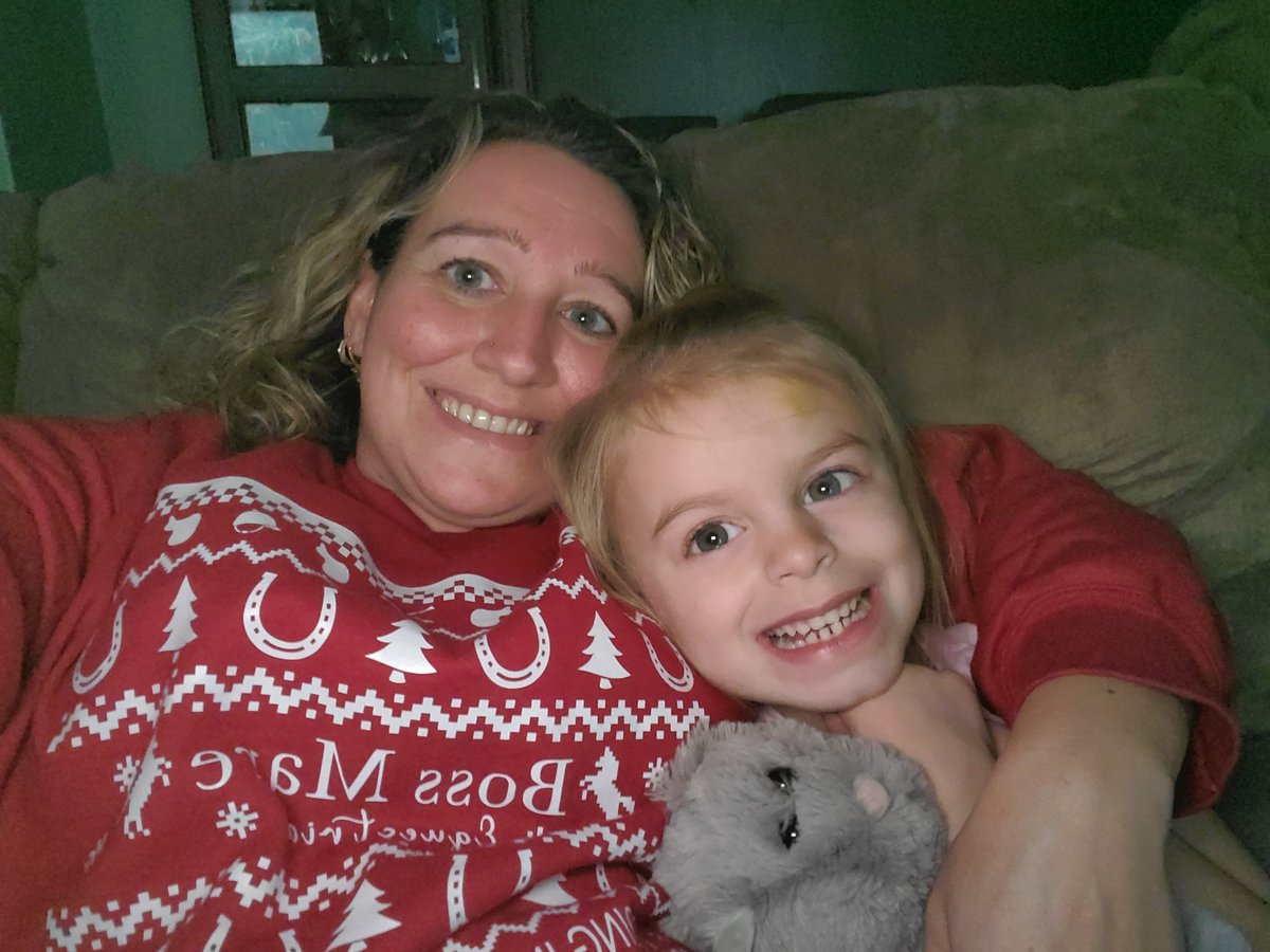 SarahFirth1981's tweet photo. Some quality time with miss Josie today! Such a lucky Aunt! https://t.co/luFpuU1VnX