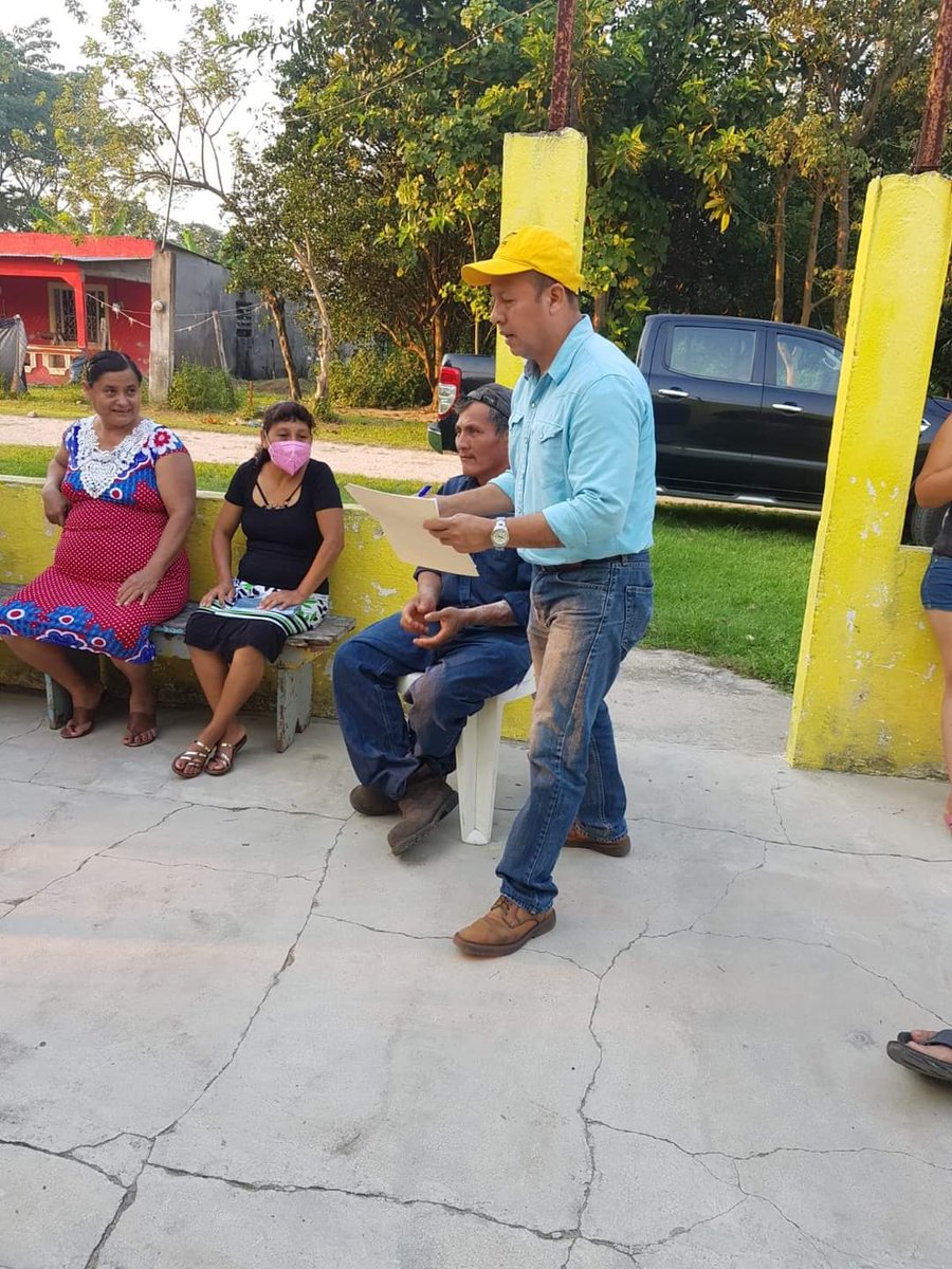Alcides_Mena's tweet photo. El compromiso adquirido fue serio y tenemos que predicar con el ejemplo. Seguimos organizándonos en equipo.
Gracias Maria De La Rosa por su actitud que genera cambio. #PrdCentro👍 discursos muchos, actores en acción permanente pocos. @AngelAvilaPRD @juarezvero @Jesus_ZambranoG https://t.co/u2e22mMHBD