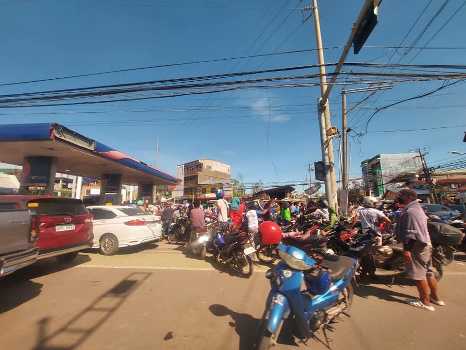 #SunStarNews Situation in Lapu-Lapu City taken Saturday afternoon, December 18, 2021 after #OdettePH hit Cebu. | RGT