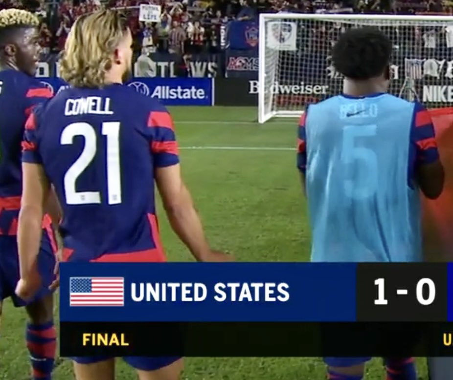 Locks of Cade tweet media