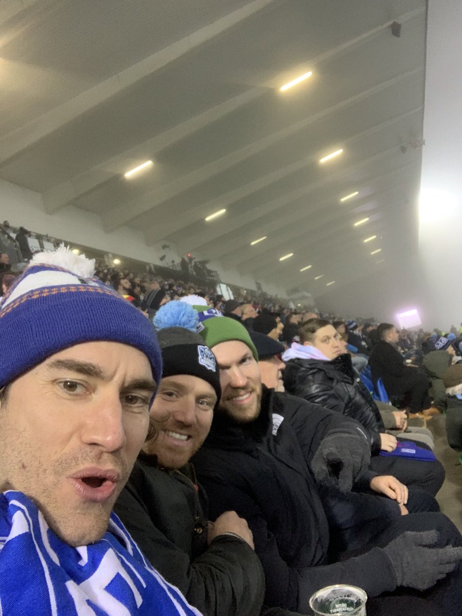roberto_carmi's tweet photo. We are warriors #GLAvEXE https://t.co/YRSszoqSV0