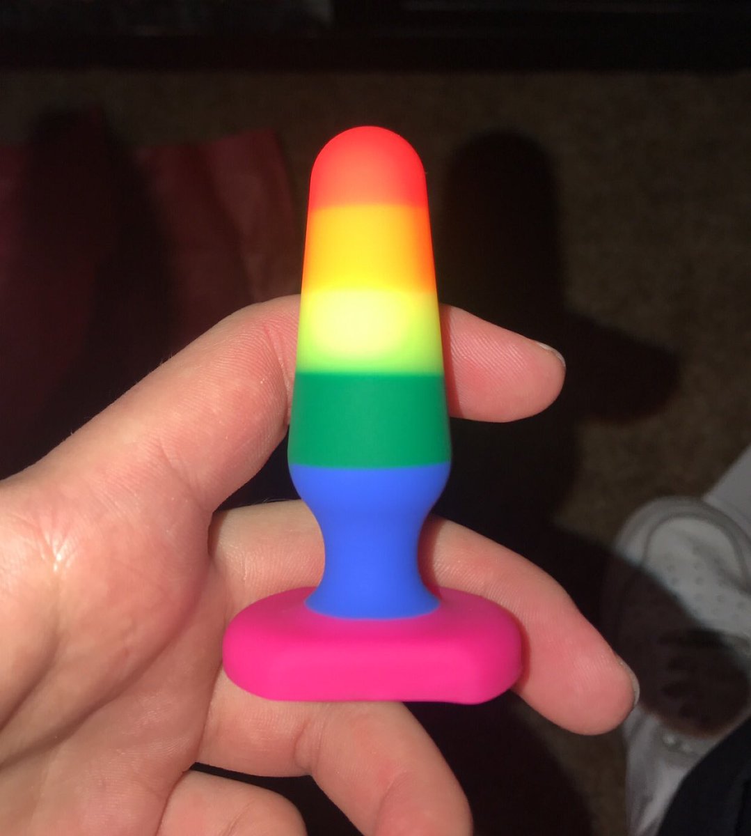 〽️ILES❕ tweet media