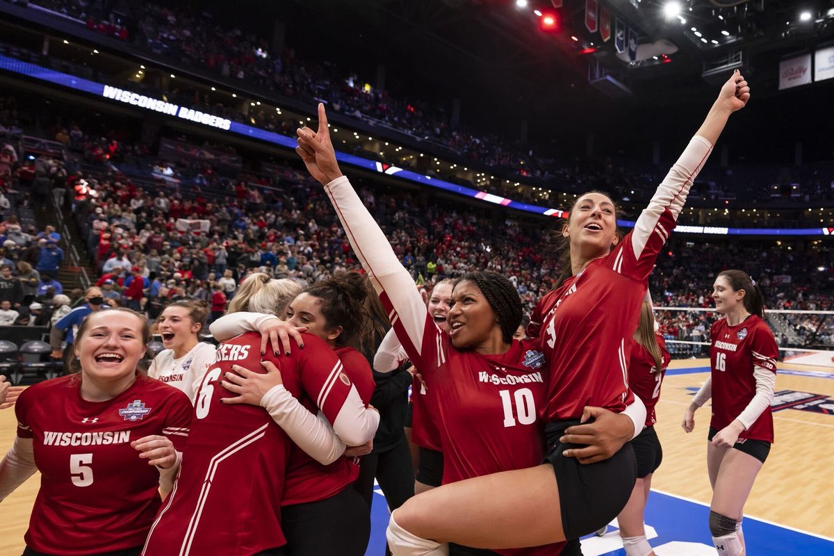 NATIONAL CHAMPIONS! 🏐🏆

CONGRATS, @BADGERVB!