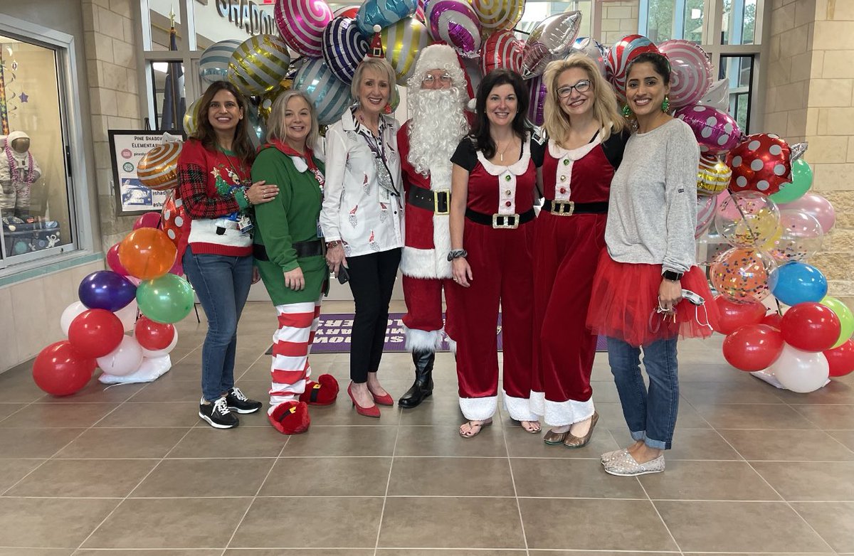 PSE proud of Santa for stopping by on his way to the North Pole!❤️🎄  Merry Christmas every one!❤️❤️🎄🎄