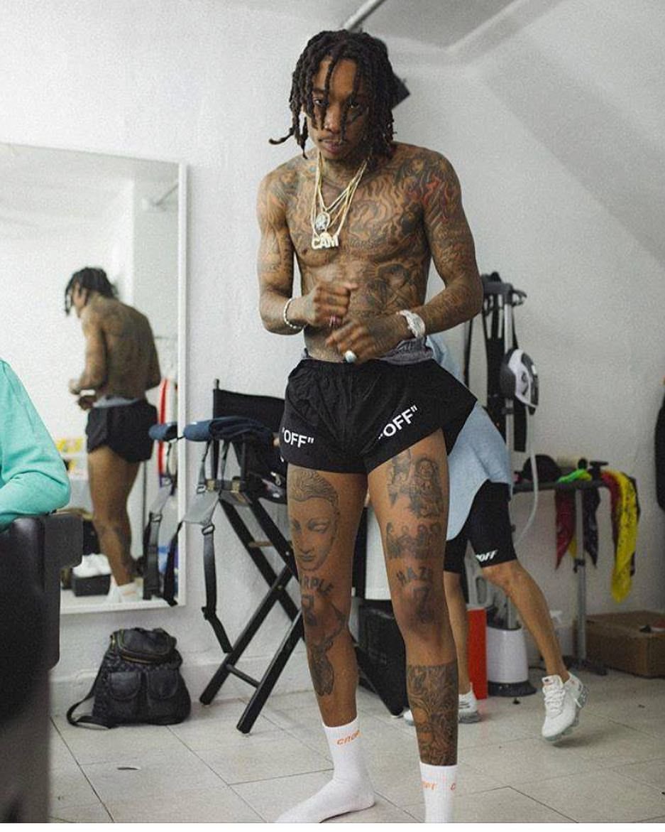 blackownedspace's tweet photo. He’s too fine. Idc #boredspaces https://t.co/9d12as88FL