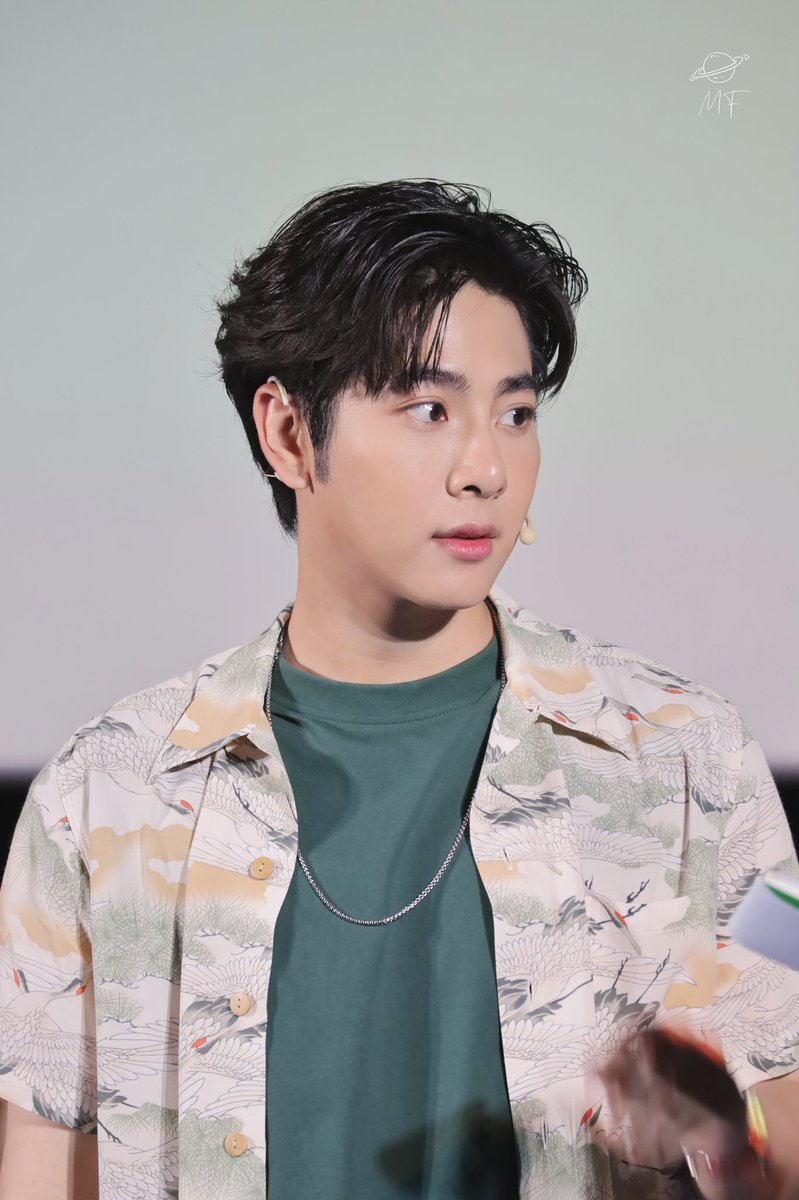 MixFiw's tweet photo. คนสวยขา 😘😘

#EarthMixHappyHolidayParty 
#ส่วนผสมของมิกซ์ 
#mixxiw https://t.co/xSj0vXAo97