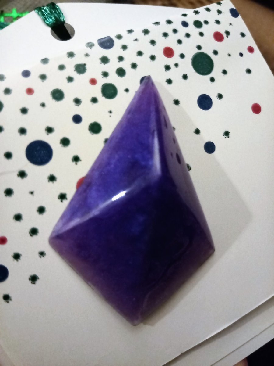 earlyspark's tweet photo. old hobby. twitch bit. #stillpacking https://t.co/QMXtxt7i9J