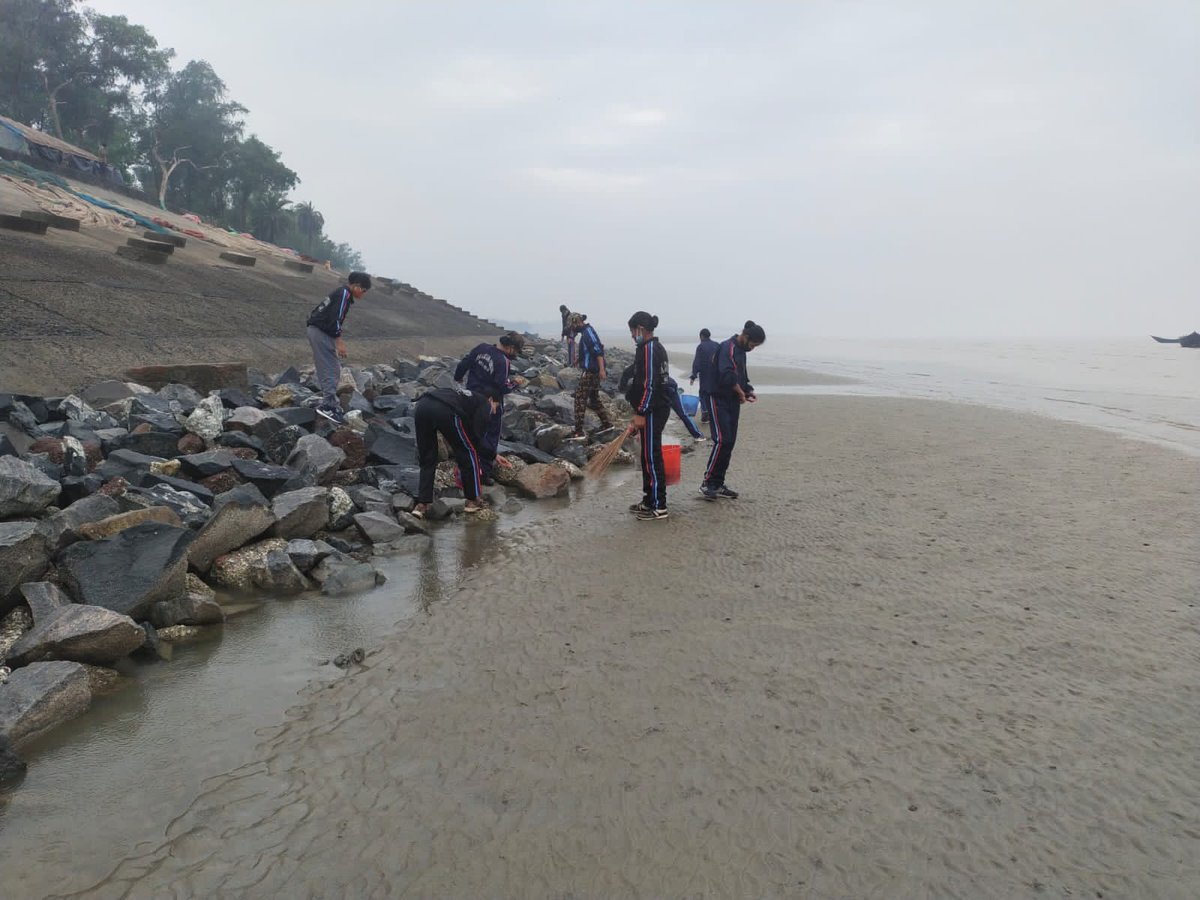 nccwbskm's tweet photo. #PuneetSagar 
Cadets of WB &amp; Sikkim Dte launched with great Zeal &amp; Josh Puneet Sagar Abhiyan( 1 Dec - 30 Dec 21) to keep our beaches/seashores  plastic &amp;  waste free &amp; increase the awareness amongst people to keep our beaches clean. @HQ_DG_NCC @drajaykumar_ias https://t.co/NYBfNeHyDh