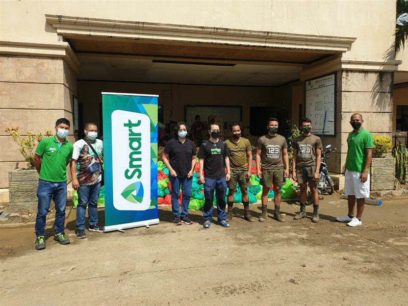 iamMVP's tweet image. The PLDT Group just delivered its first tranche of relief goods to the LGU of Kabankalan City in Negros Occidental—food packs and SIM cards for affected residents. We plan to take every available measure to help.