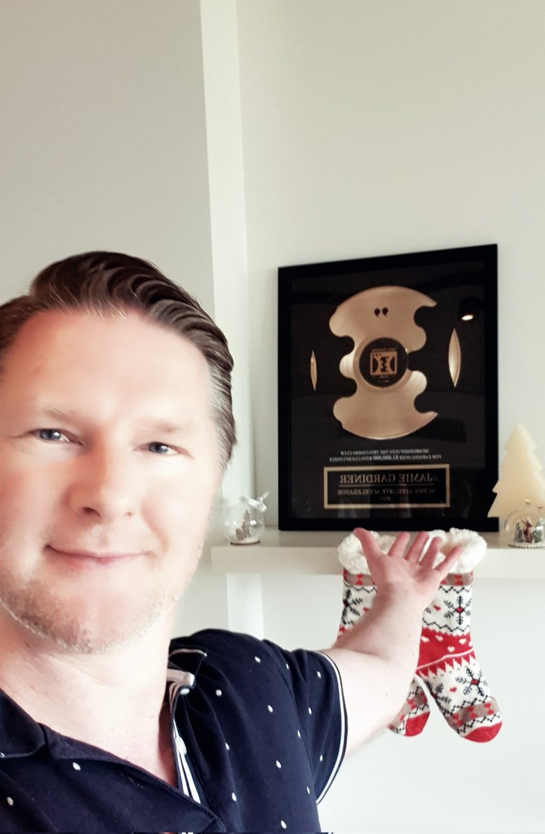 JamieGonline's tweet photo. 👉Discover how to fill your business with piping hot leads with this...
✅https://t.co/Jl5ptclJze
#clickfunnels #2commaclub #trafficsecrets https://t.co/o8T0waVbJz