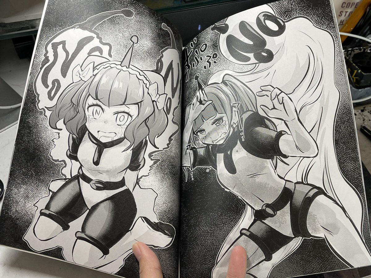 コミケ新刊サンプル届いた〜!!
相変わらずキラキラ仕様です! 